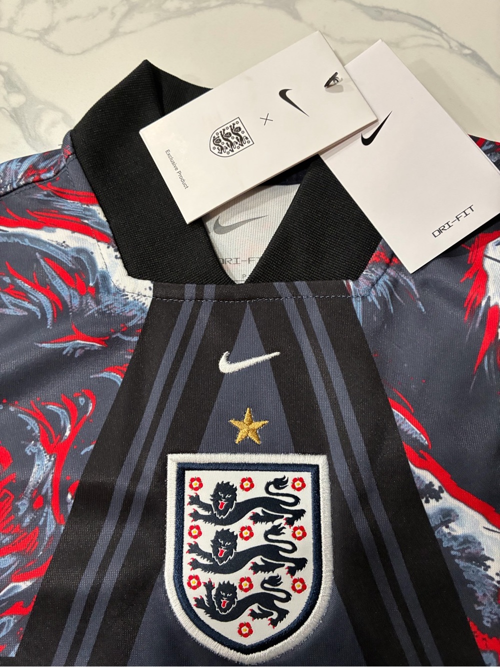England National Football Team Youth Nike Long Sleeve (Small) Retail For $75 - Picture 4 of 16